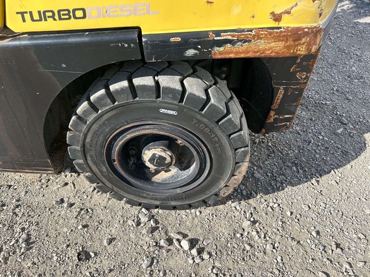 hyster-h90ft-8,000lb-diesel-forklift-image-19