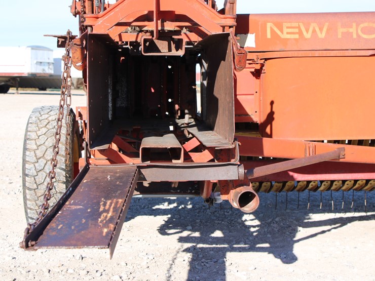 new-holland-273-image-27