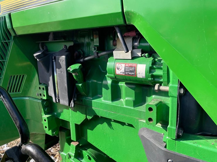 john-deere-8200-image-11