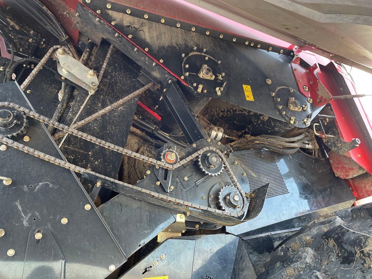 2014-case-ih-5130-image-41