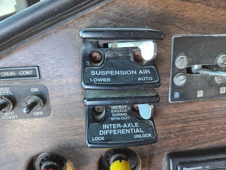 freightliner-image-49