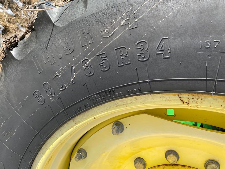 john-deere-8200-image-10