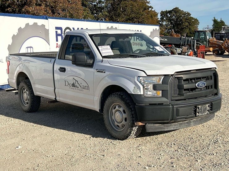 2017-ford-f150-image-4