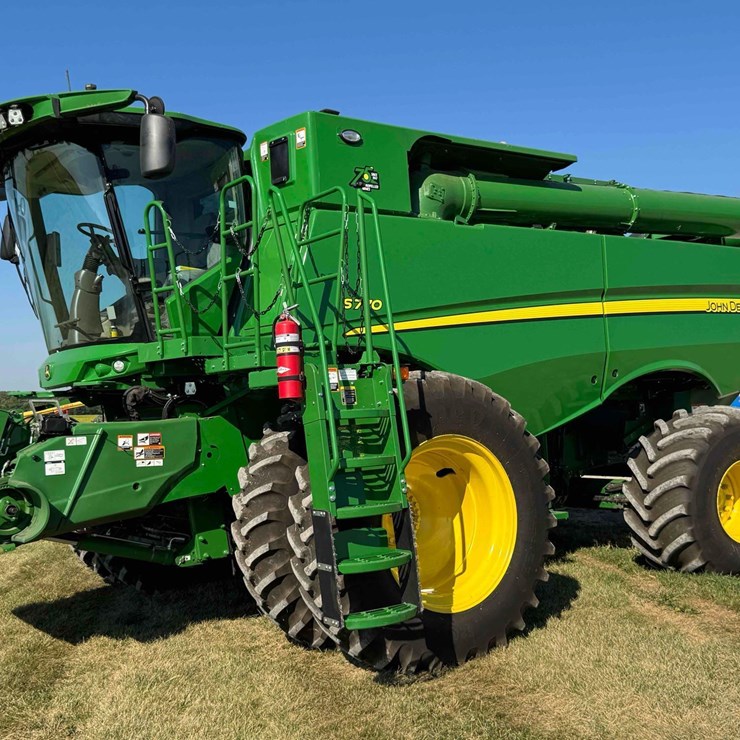 2022 JOHN DEERE S770