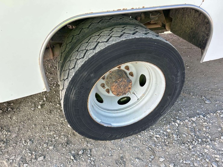 2013-ford-f350-image-41