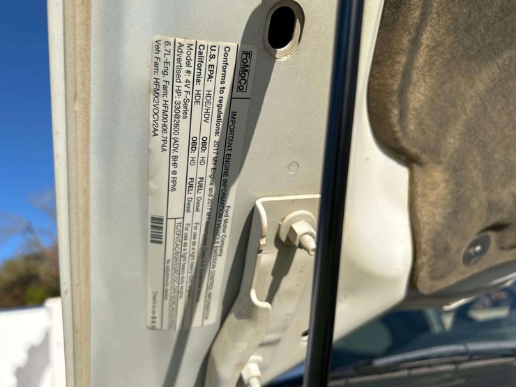 2017-ford-f550-image-9