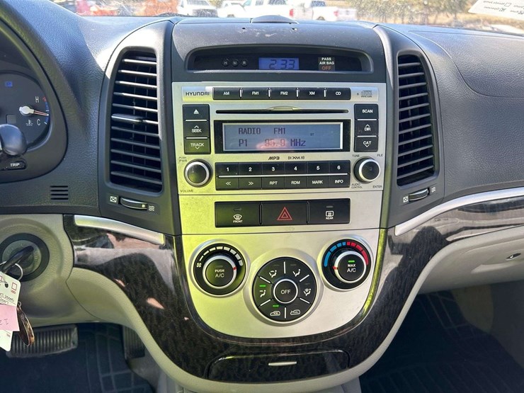2007-hyundai-santa-fe-image-16