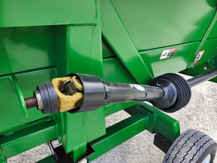 john-deere-608c-image-12