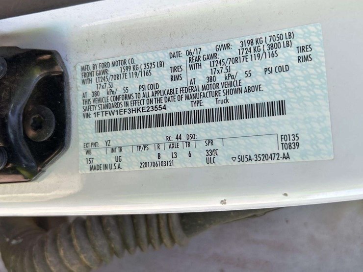 2017-ford-f150-image-5