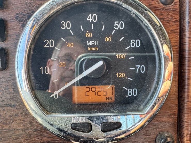 #14024-•-2007-freightliner-fld120sd-truck-tractor-image-14