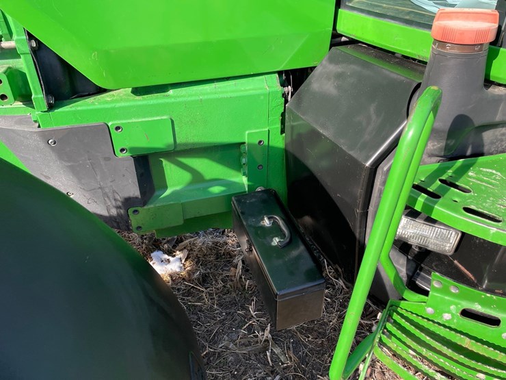 john-deere-8200-image-12