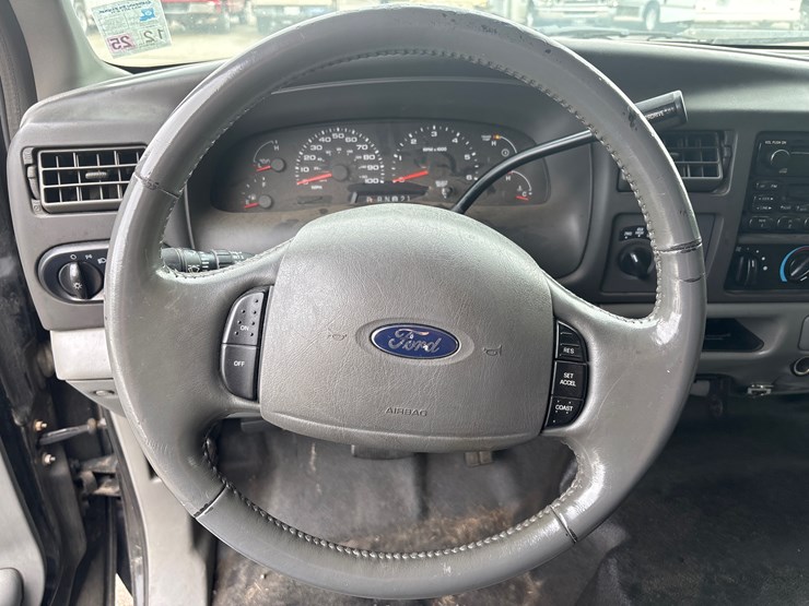 #5020-•-2004-ford-|-for-parts/repairs-image-11