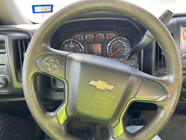 2017-chevrolet-silverado-1500-image-15