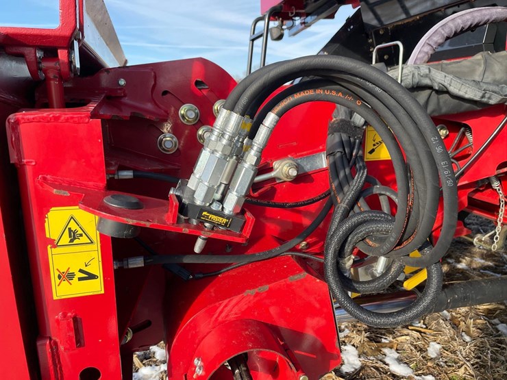 2014-case-ih-5130-image-5