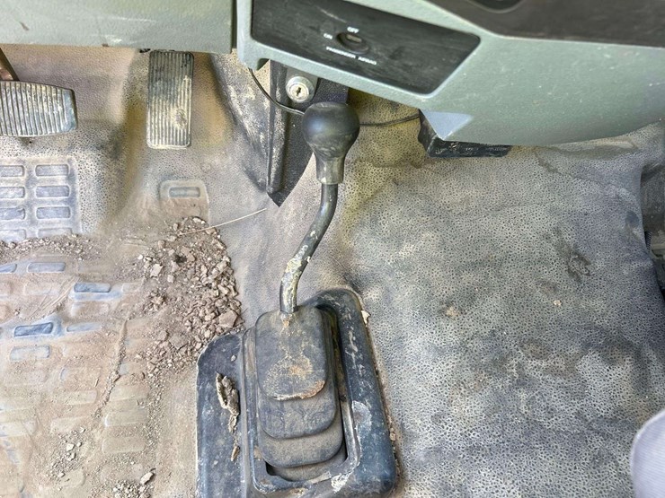 2013-ford-f350-image-18