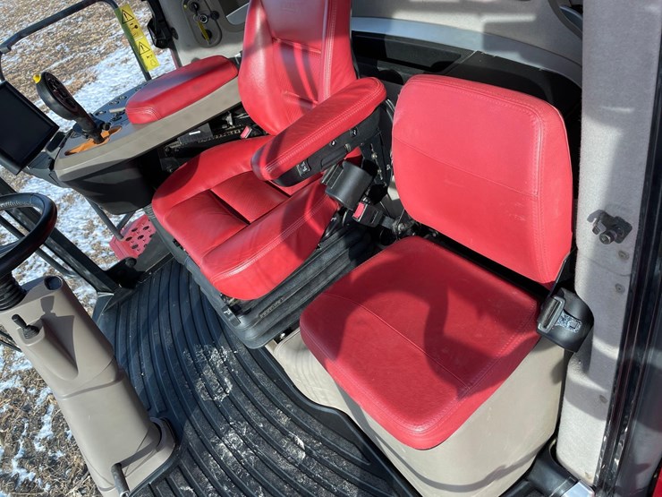 2014-case-ih-5130-image-50