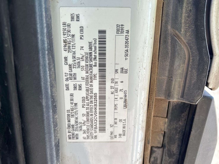 2017-ford-transit-350-passenger-van-image-5