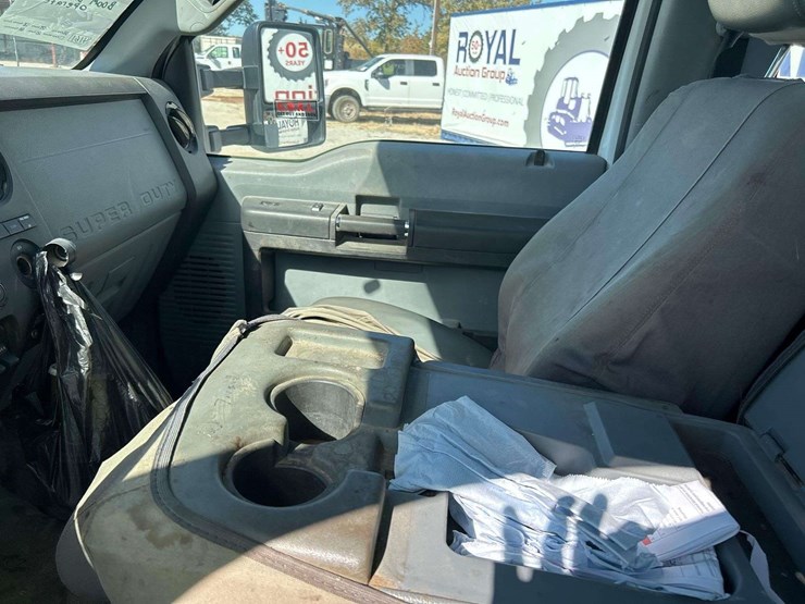 2013-ford-f350-image-19