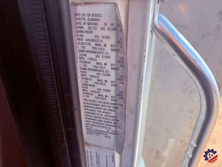 2019-mack-granite-gr64f-image-90