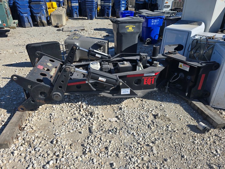 #22379-•-2019-fontaine-eq1-spreader-image-1