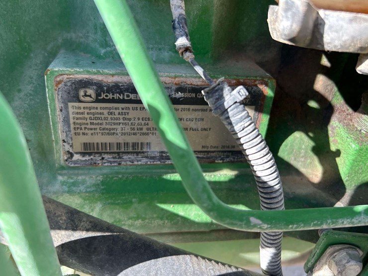 2016-john-deere-5055e-4wd-59hp-utility-tractor-image-10