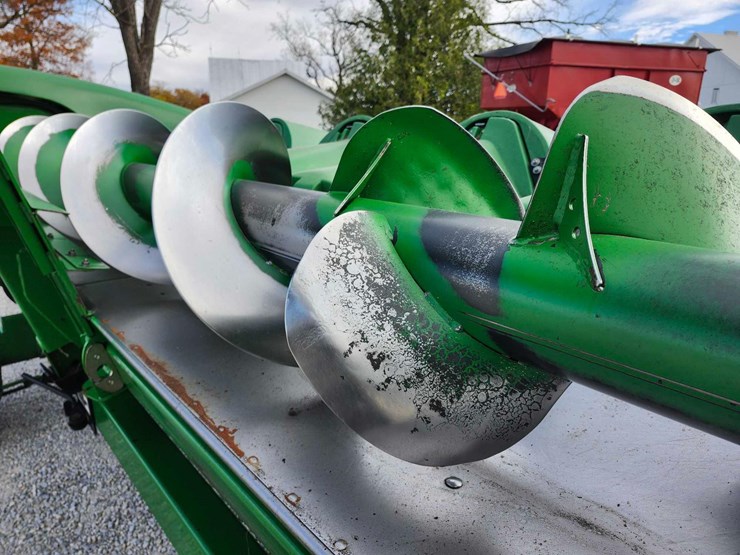 john-deere-608c-image-11