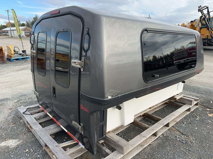 space-kap-for-8’-box-image-4