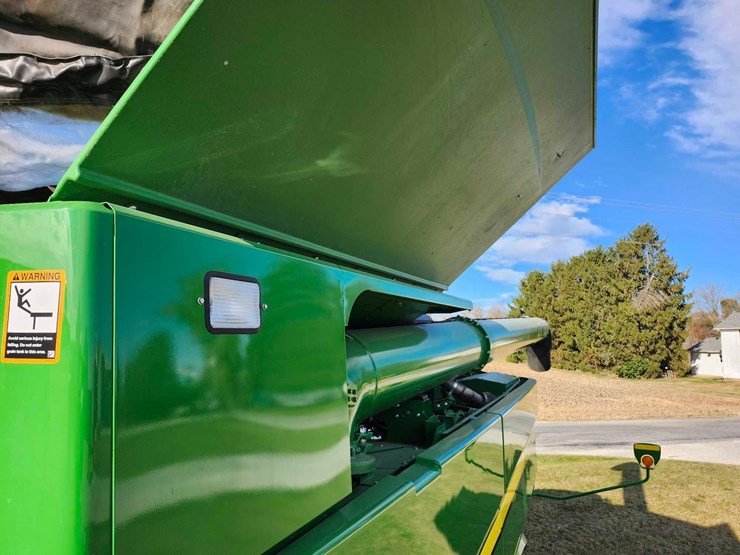 2019-john-deere-s760-image-29