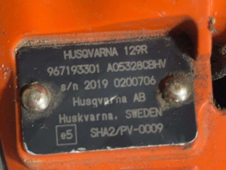 husqvarna-lawn-trimmer-image-3