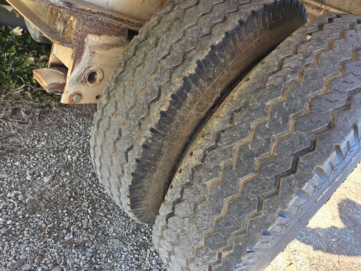 flatbed-trailer-image-8