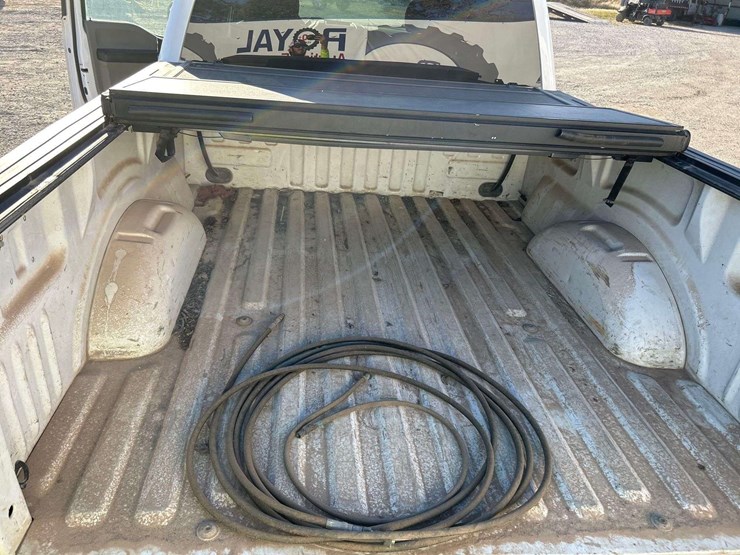 2017-ford-f150-image-23