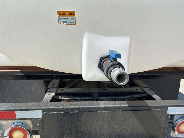 2010-international-durastar-4300-image-18