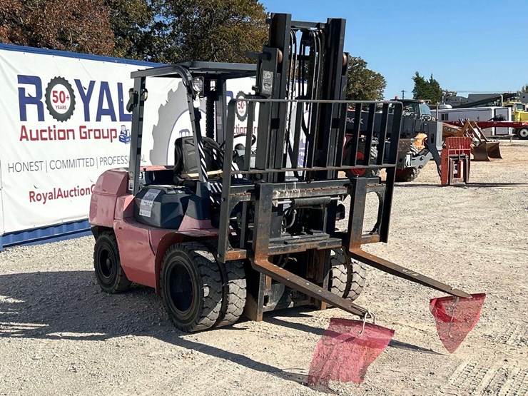 toyota-7fdku40-7,350lb-forklift-image-4