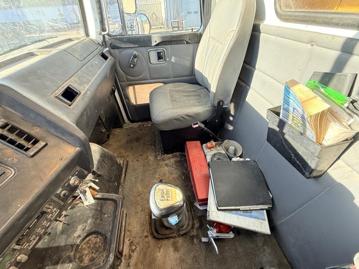 1998-akzo-nobel-hd10-image-46