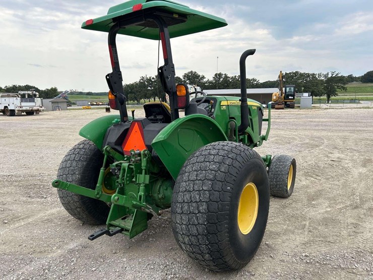 2016-john-deere-5055e-image-3