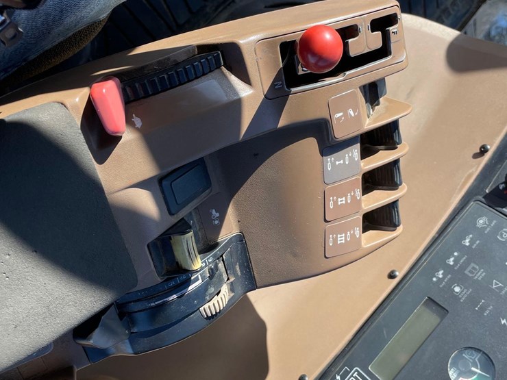 john-deere-8200-image-49