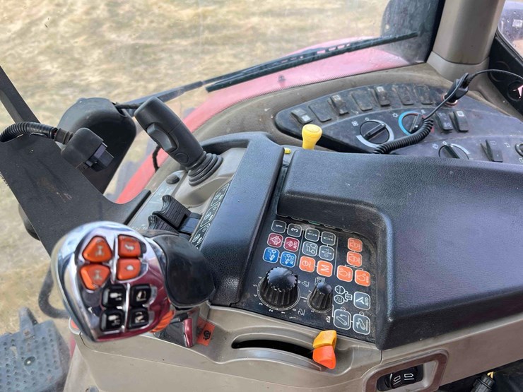 2014-case-ih-magnum-310-image-15