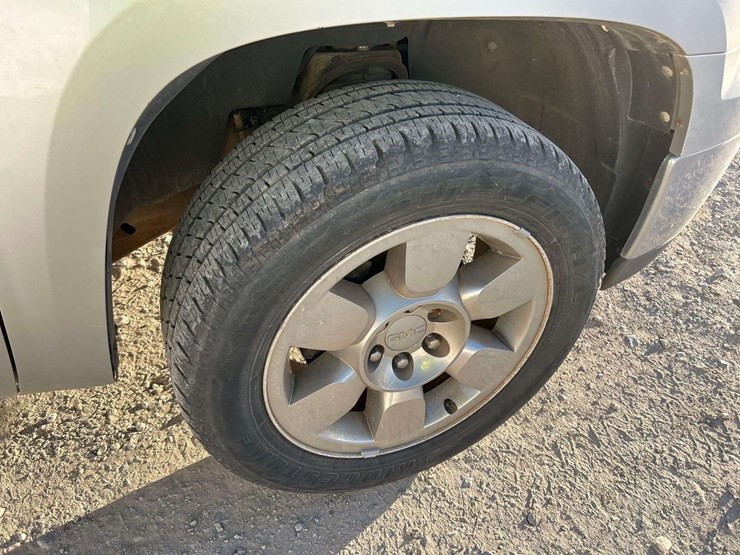 2010-gmc-1500-image-26