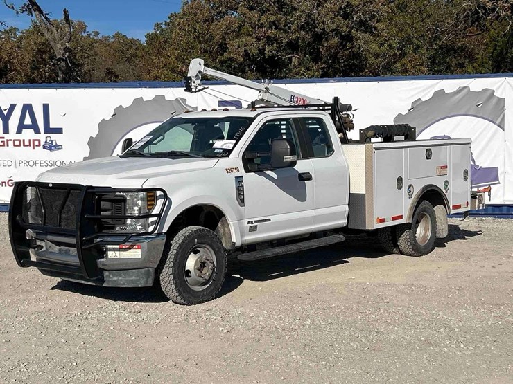 2018-ford-f350-image-1