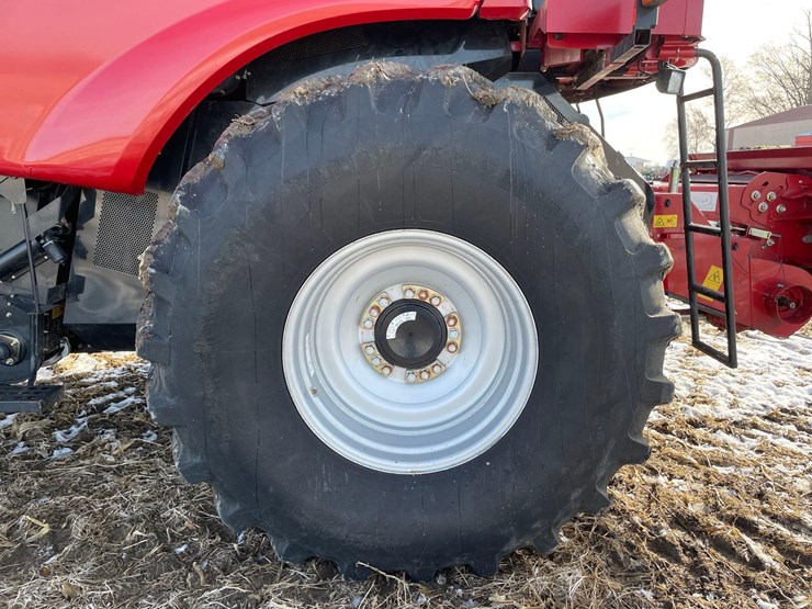 2014-case-ih-5130-image-43