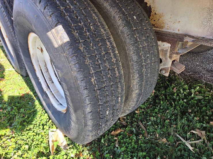 flatbed-trailer-image-15