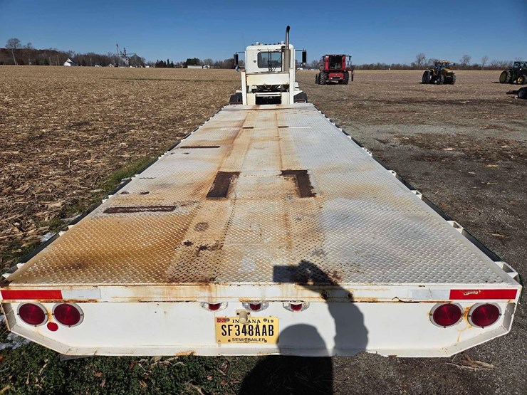 flatbed-trailer-image-13