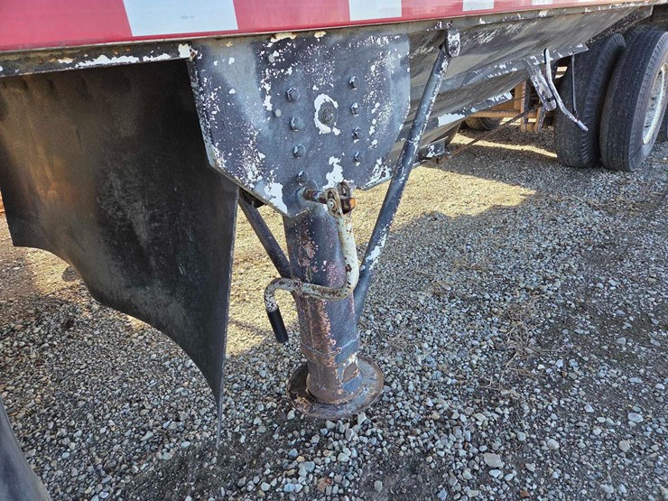 single-hopper-bottom-trailer-image-3