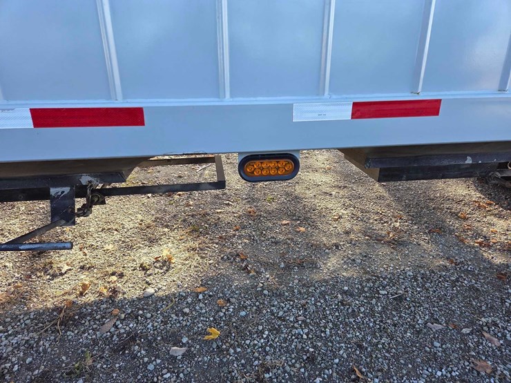 lime-city-hopper-bottom-trailer-image-9