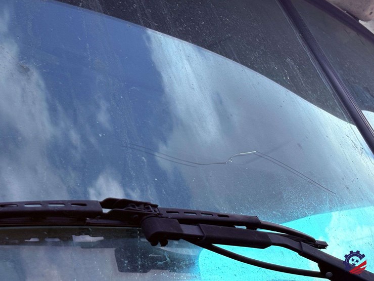 2019-mack-granite-gr64f-image-46