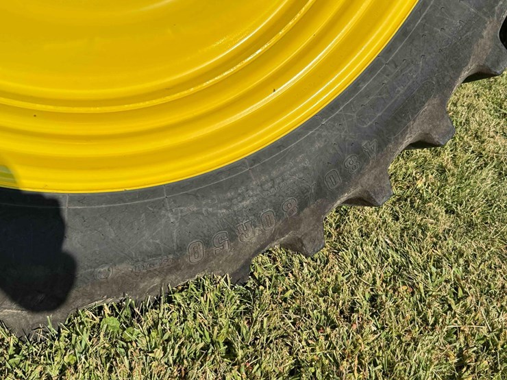 2013-john-deere-8285r-image-14