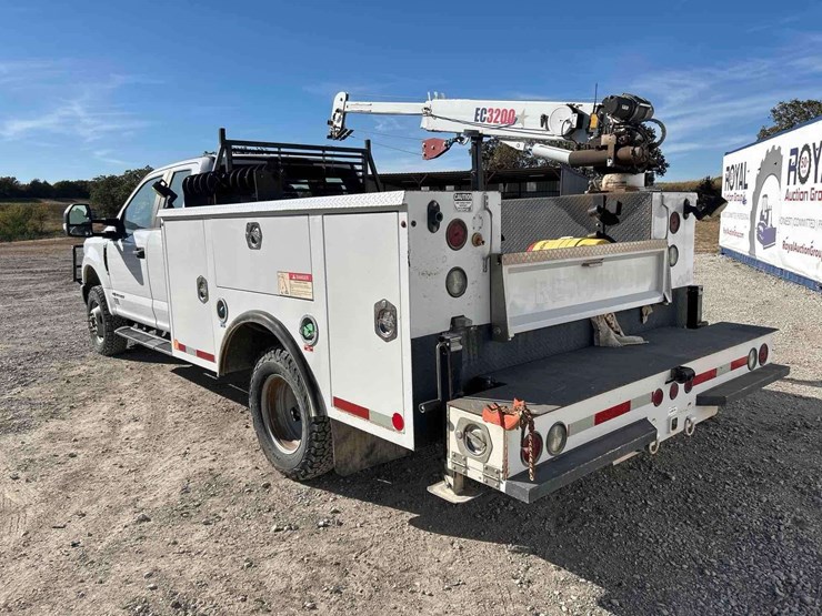 2018-ford-f350-image-2