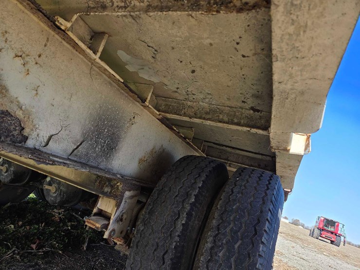 flatbed-trailer-image-10