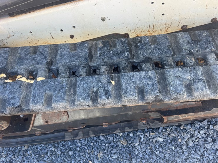 2015-bobcat-t550-image-6