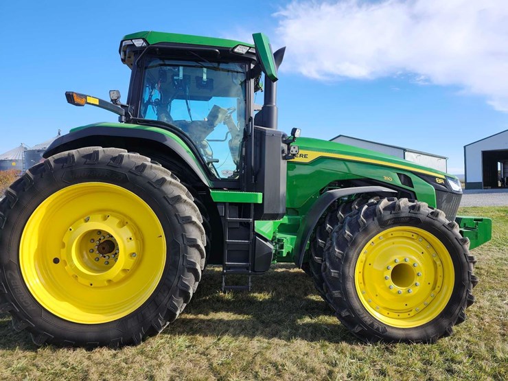 2022-john-deere-8r-310-image-19